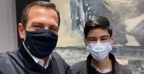 O governador João Doria e Tomás Covas, filho de Bruno Covas