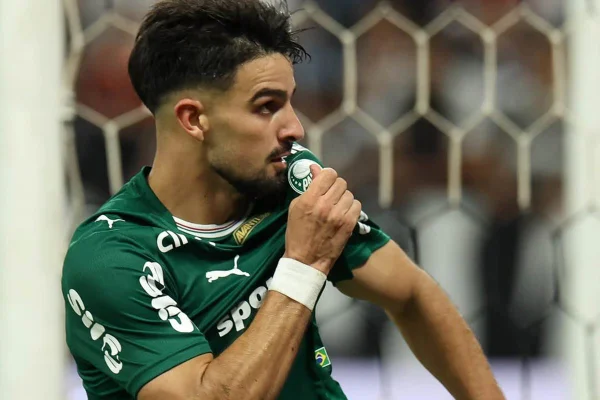Foto colorida de Flaco López, do Palmeiras - Metrópoles