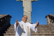 Padre Omar é reitor do Santuário Cristo Redentor, no Corcovado