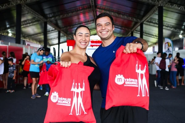 Confira fotos da entrega dos kits do Metrópoles Endurance – Corrida