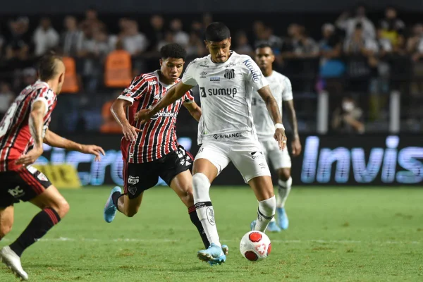 São Paulo e Santos se enfrentam pela 4ª rodada do Campeonato Brasileiro