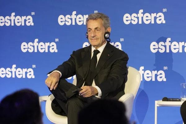 Ex-presidente Nicolas Sarzoky durante Fórum Esfera Internacional - Metrópoles