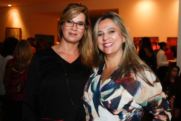 Ana Paula Hoff e Ana Paula Moll Ana Paula Hoff e Ana Paula Moll