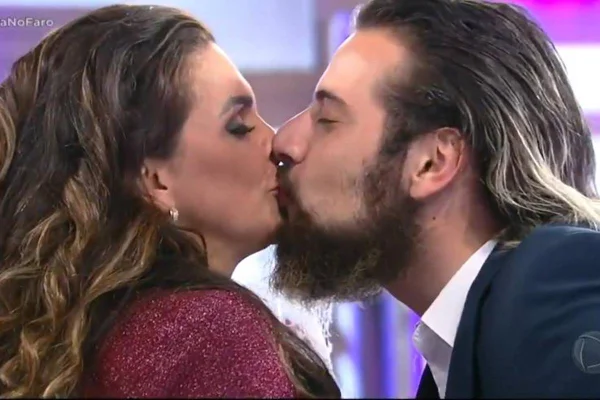 Luiza Ambiel revela que affair com Cartolouco ainda existe