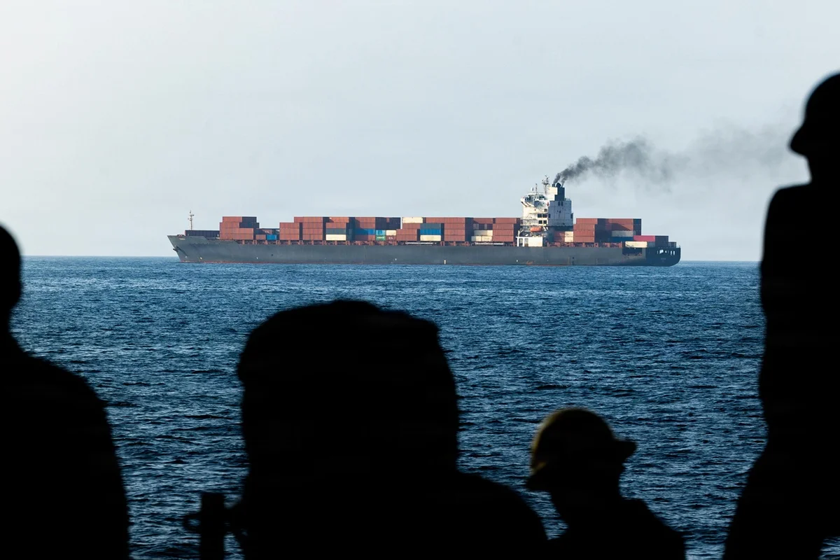 Petróleo sobe após nova tensão entre EUA e Irã por Ormuz