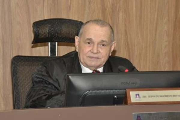Ex-presidente do TJBA vira réu no STJ por porte irregular de arma