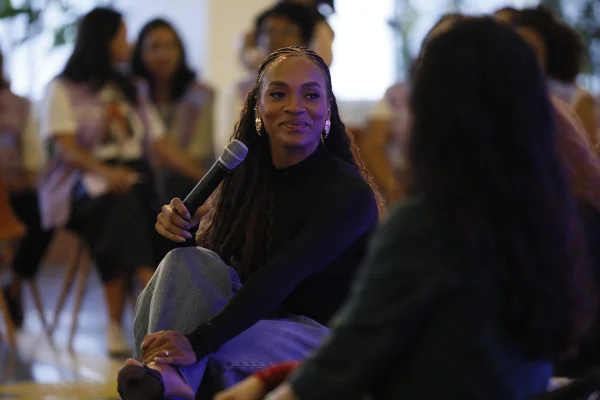 Agosto Lilás: Patrícia Ramos emociona ao falar sobre violência