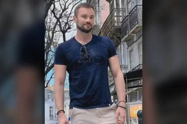 imagem colorida corpo encontrado turista russo rj