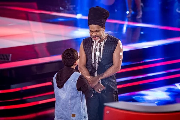 Carlinhos Brown explica a emoção na audiência do “The Voice Kids”