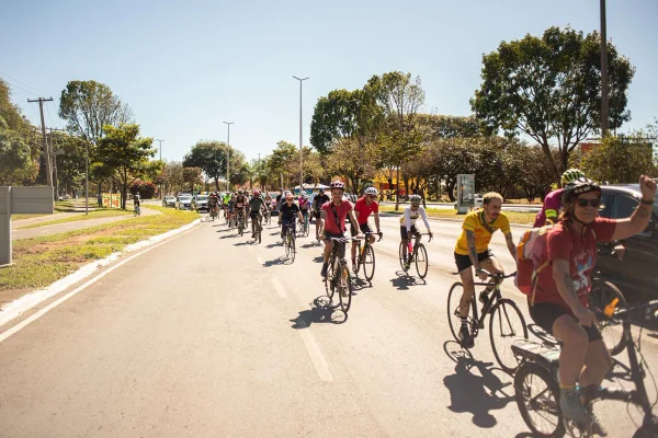 Protesto de ciclistas - Metrópoles