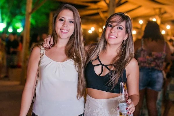 Luisa Rodrigues e Isabela Rodrigues Luisa Rodrigues e Isabela Rodrigues