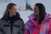 Bruna Biancardi e Carol Dantas posam juntas e sorridentes Bruna Biancardi e Carol Dantas posam juntas e sorridentes