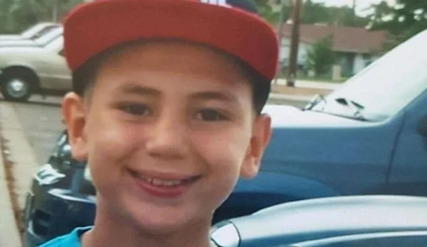 Adolescente é espancado até a morte pela mãe e o namorado, nos EUA