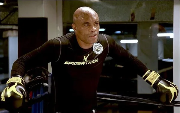 Anderson Silva planeja aposentadoria antes dos 50