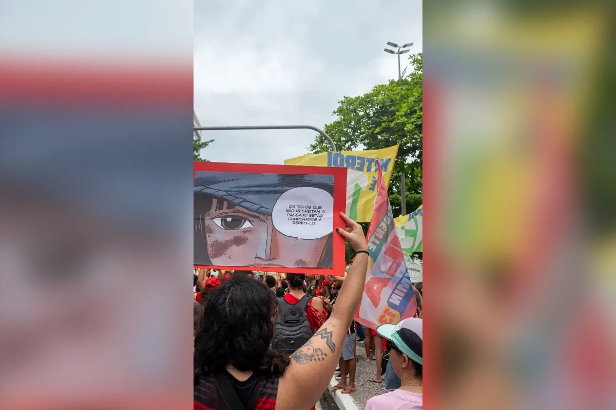 Bandeira do anime “One Piece” em atos pró-Lula. Entenda o significado - imagem 7 Bandeira do anime “One Piece” em atos pró-Lula. Entenda o significado - imagem 7