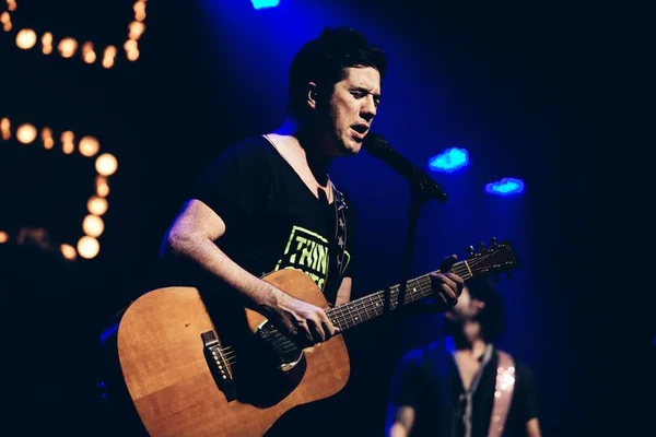 Jota Quest vem a Brasília com show acústico e 20 anos de sucesso