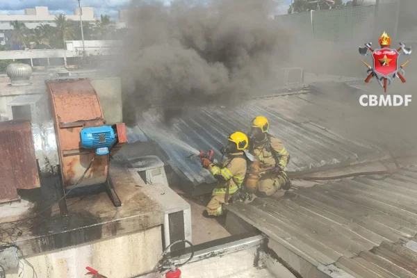 Bombeiros - Metrópoles