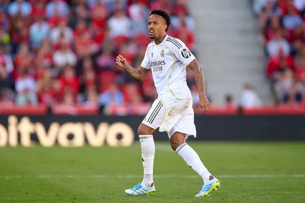 Imagem colorida de Éder Militão, do Real MAdrid- MEtrópoles