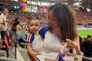 Janine Carvalho com a filha
Janine Carvalho com a filha