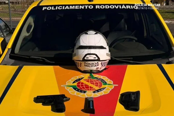 Motorista é preso após ameaçar condutor de coletivo com arma de airsoft