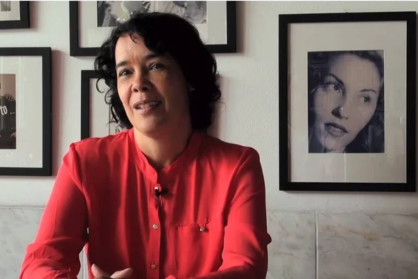 Teresa Montero lança livro O Rio de Clarice na Caixa Cultural Brasília