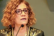 Miriam Leitão discursa na ABL Miriam Leitão discursa na ABL