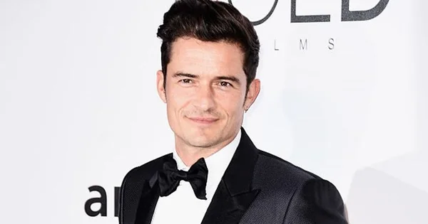 Orlando Bloom aparece pelado ao lado de Katy Perry na Itália