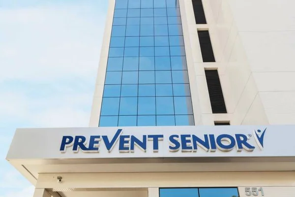 Senador quer pressão sobre uso de cloroquina pela Prevent Senior