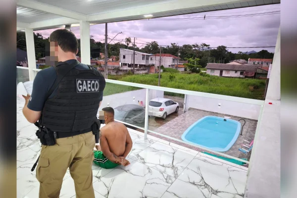 Policial civil é alvo do MP em operação contra tráfico de drogas
