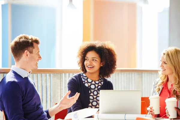 Use dados para aprimorar a comunicação da sua empresa
