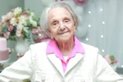 Vovó Elma, influencer dona do cantinho da Elma Vovó Elma, influencer dona do cantinho da Elma