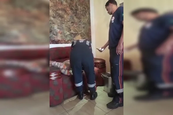 Vídeo: moradora passa mal após bater boca com administrador regional