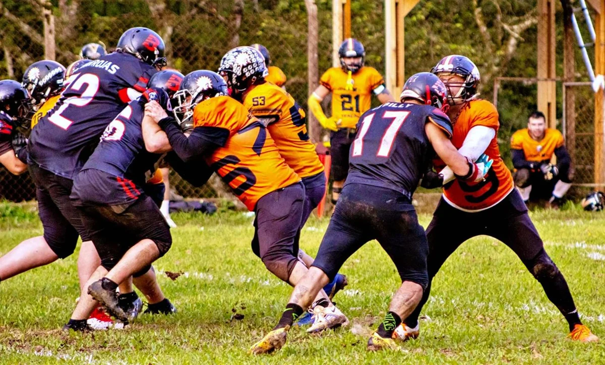 Superliga D2 de Futebol Americano define finalistas neste fim de semana