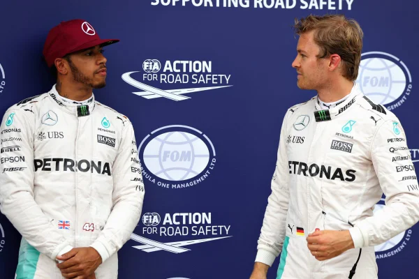 Toto Wolff: derrota para Rosberg não “melhorou” Hamilton, só o “irritou”