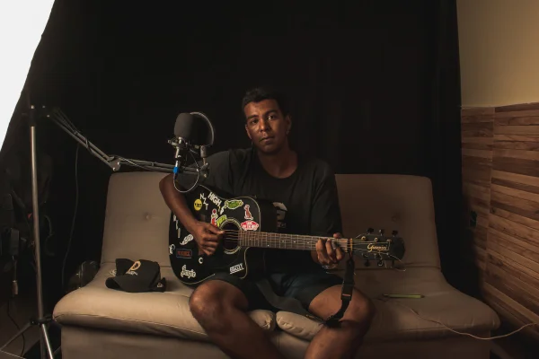 Rec Na Voz: projeto audiovisual ajuda artistas independentes de Brasília