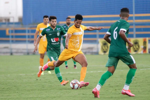 Terceira rodada do Candangão 2021, Brasiliense 2 x 0 Gama no Estádio Defelê