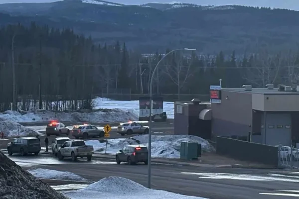 Tiroteo no Canadá, deixou ao menos 10 mortos