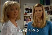 Teri Garr e Lisa Kudrow na abertura da série Friends