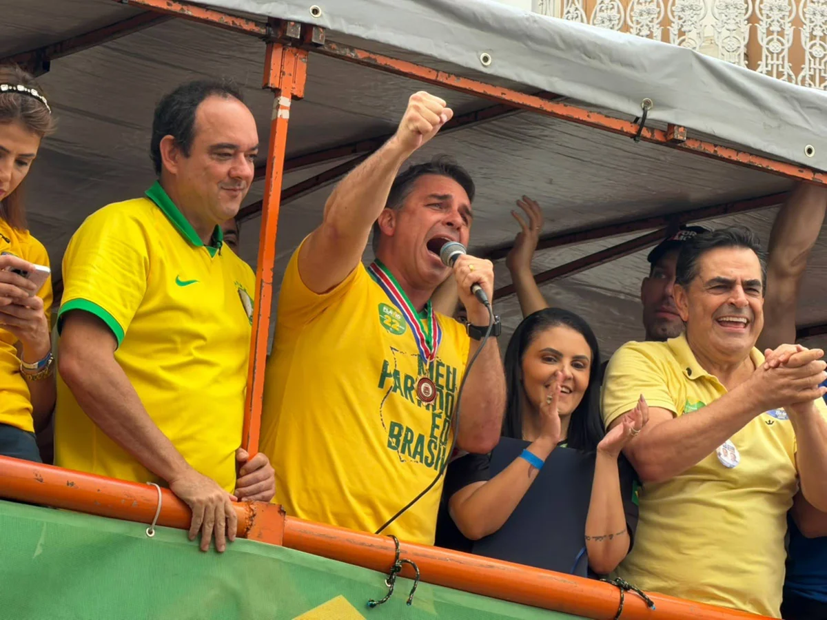 Flávio Bolsonaro em Juiz de Fora Flávio Bolsonaro em Juiz de Fora