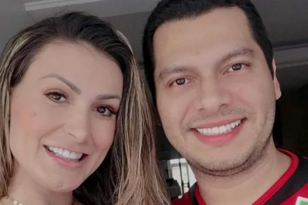 Andressa Urach diz que teve apoio do marido para voltar ao Miss Bumbum