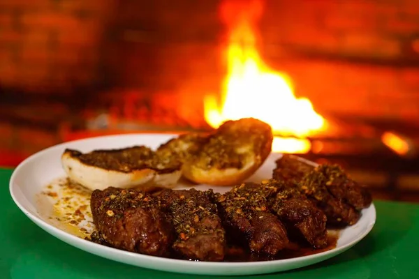 Rott: um bar de Brasília que leva o churrasco a sério