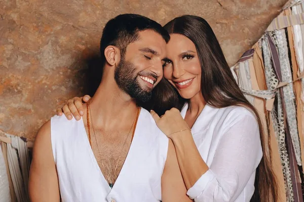 Silva e Ivete lançam a música Pra Vida Inteira: ouça