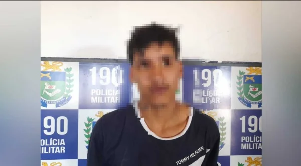 Cansada de ver filho na vida do crime, mãe denuncia e ele é preso em Ponta Porã