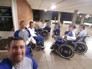 A tragédia ocorreu enquanto ela fugia do namorado, que a confundiu com uma atriz pornô e ameaçou matá-la. A tragédia ocorreu enquanto ela fugia do namorado, que a confundiu com uma atriz pornô e ameaçou matá-la.