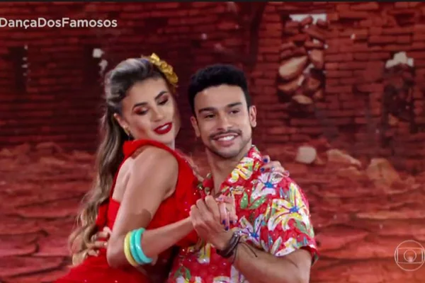 Sérgio Malheiros pede a cabeça de bailarina da Dança dos Famosos