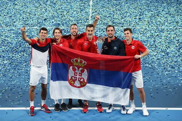 Djokovic bate Nadal, brilha nas duplas e Sérvia conquista ATP Cup