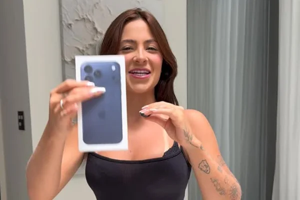 Influencers usam sorteio de iPhone como isca para divulgar bets
