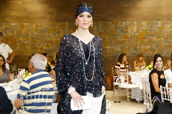 Desfile Miranda Castro e marca Quadra é prestigiado por brasilienses