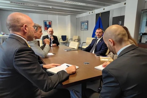 Reunião com Andrei Rodrigues, diretor da PF, e autoridades europeias - Metrópoles