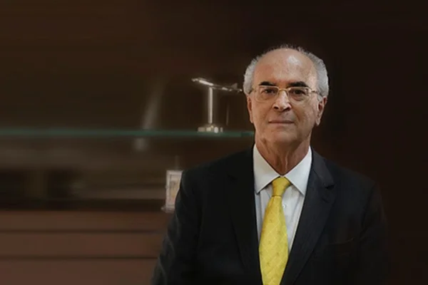 Imagem colorida de Roberto Teixeira
